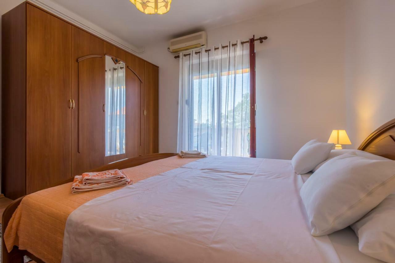 Apartman Laura セルツェ エクステリア 写真